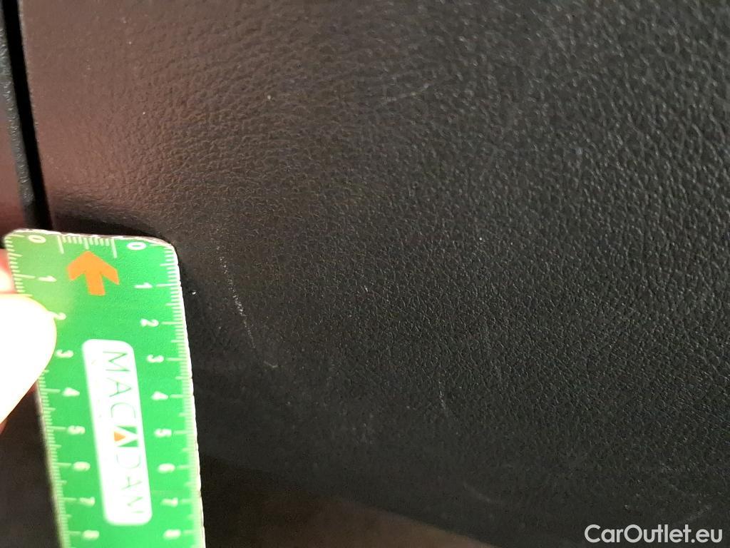  Mercedes  GLA MERCEDES-BENZ  / 2020 / 5P / SUV 1.3  250 e AMG LINE DCT #10