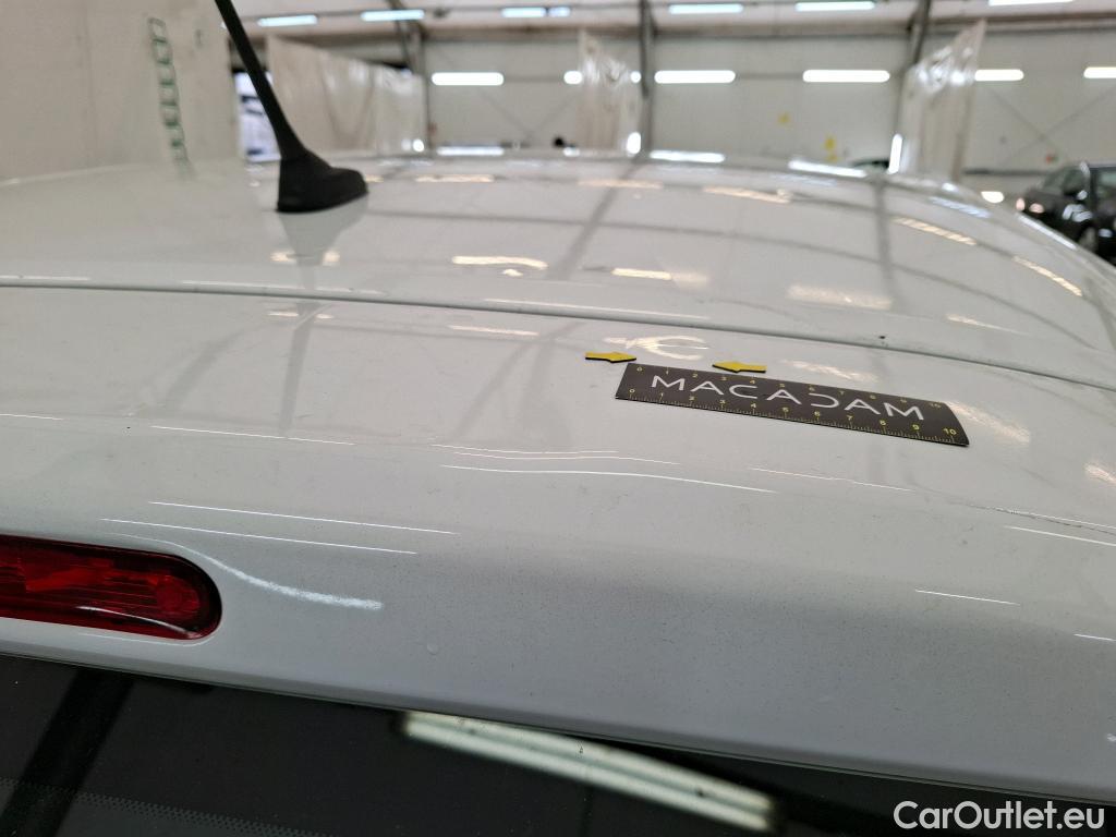  Peugeot  208  Premium 1.2 PureTech 75CV BVM5 E6d #23