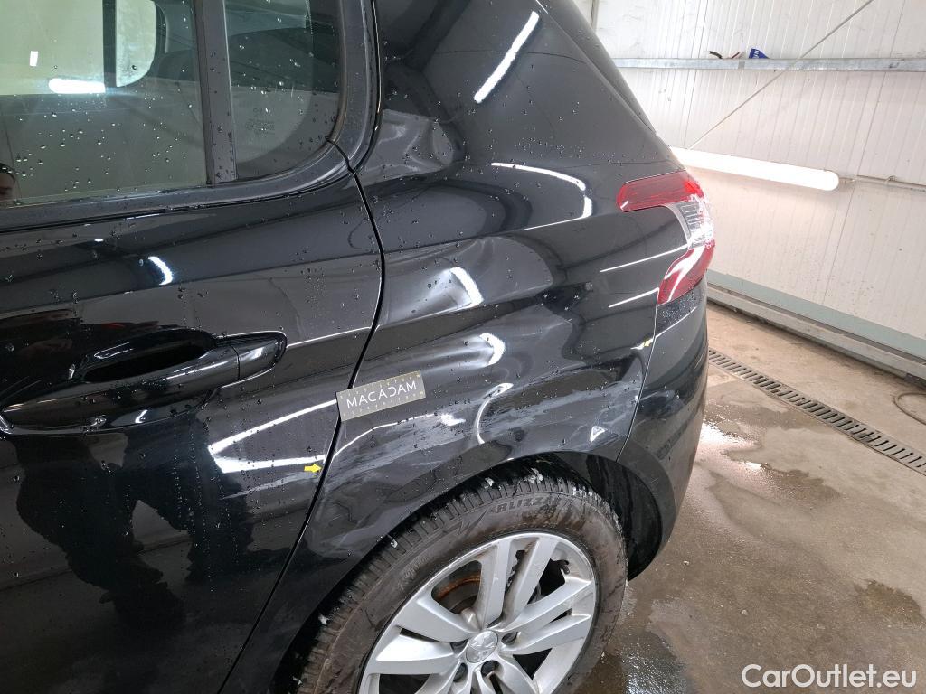  Peugeot  308 PEUGEOT  / 2017 / 5P / Berline Puretech 110 S&S Active Business #1