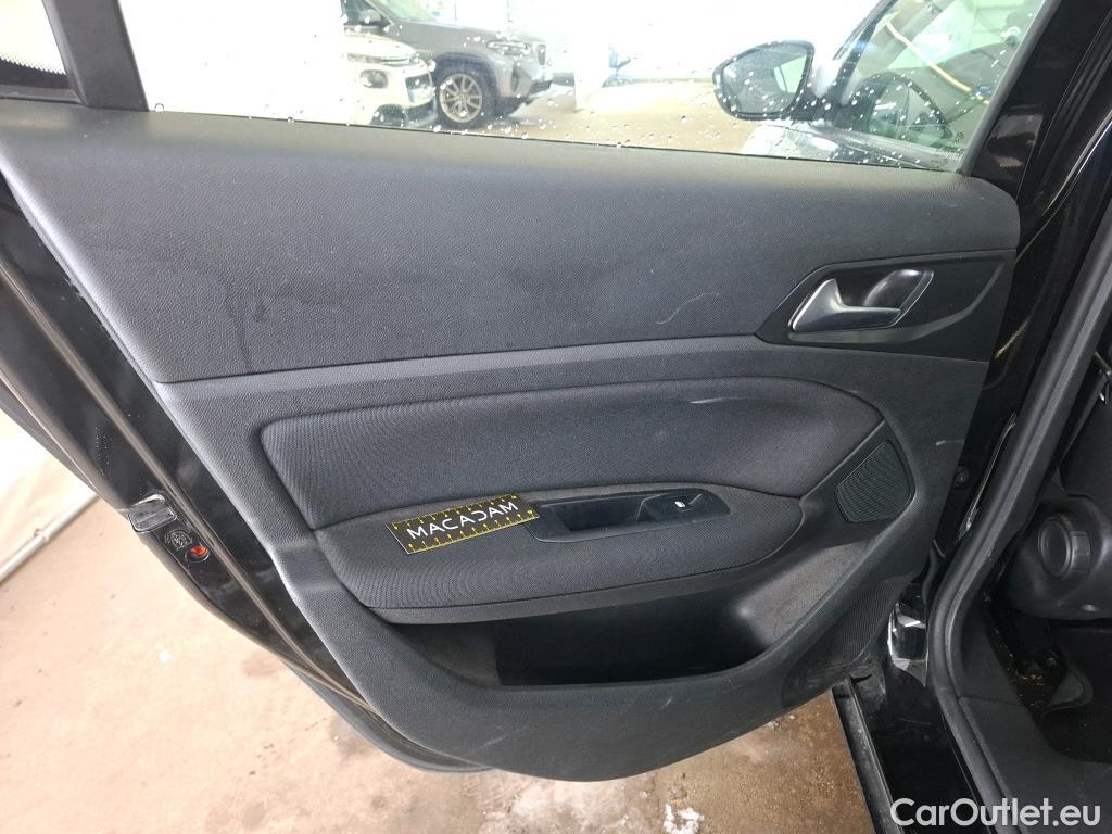  Peugeot  308 PEUGEOT  / 2017 / 5P / Berline Puretech 110 S&S Active Business #20