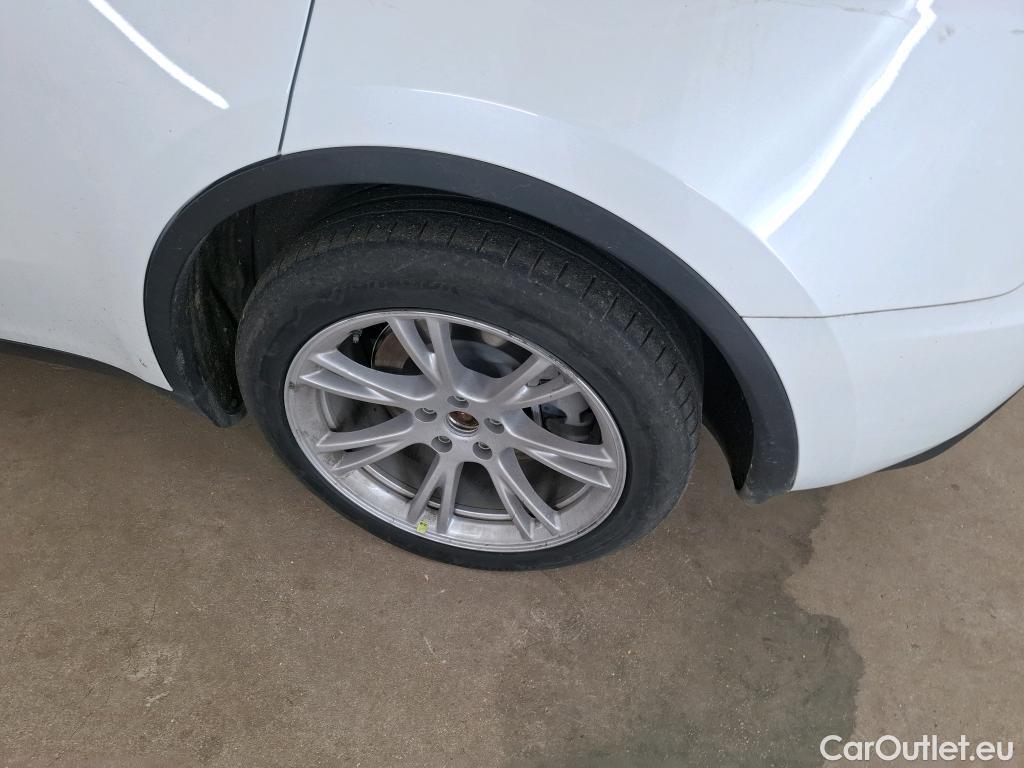  Tesla  Model Y TESLA  / 2021 / 5P / SUV RWD COMMITMENT DEAL lot 198 #10