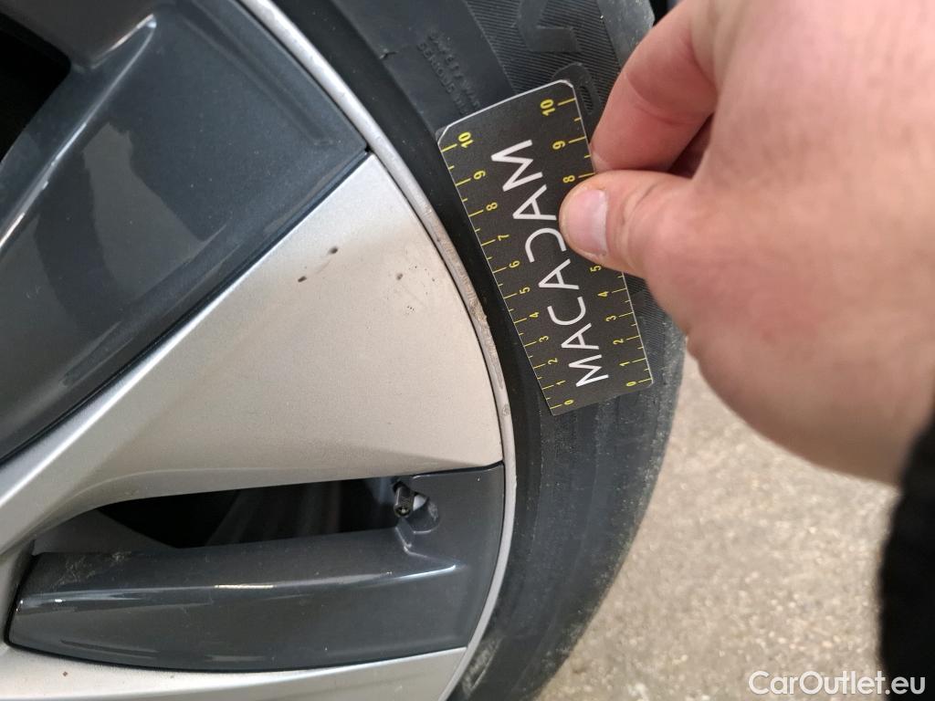  Tesla  Model Y TESLA  / 2021 / 5P / SUV RWD COMMITMENT DEAL lot 198 #21