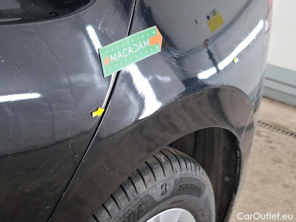  Volkswagen  Golf  VOLKSWAGEN / 2020 / 5P / Berline 2.0 TDI SCR 150 DSG7 Life Busi 1st #6