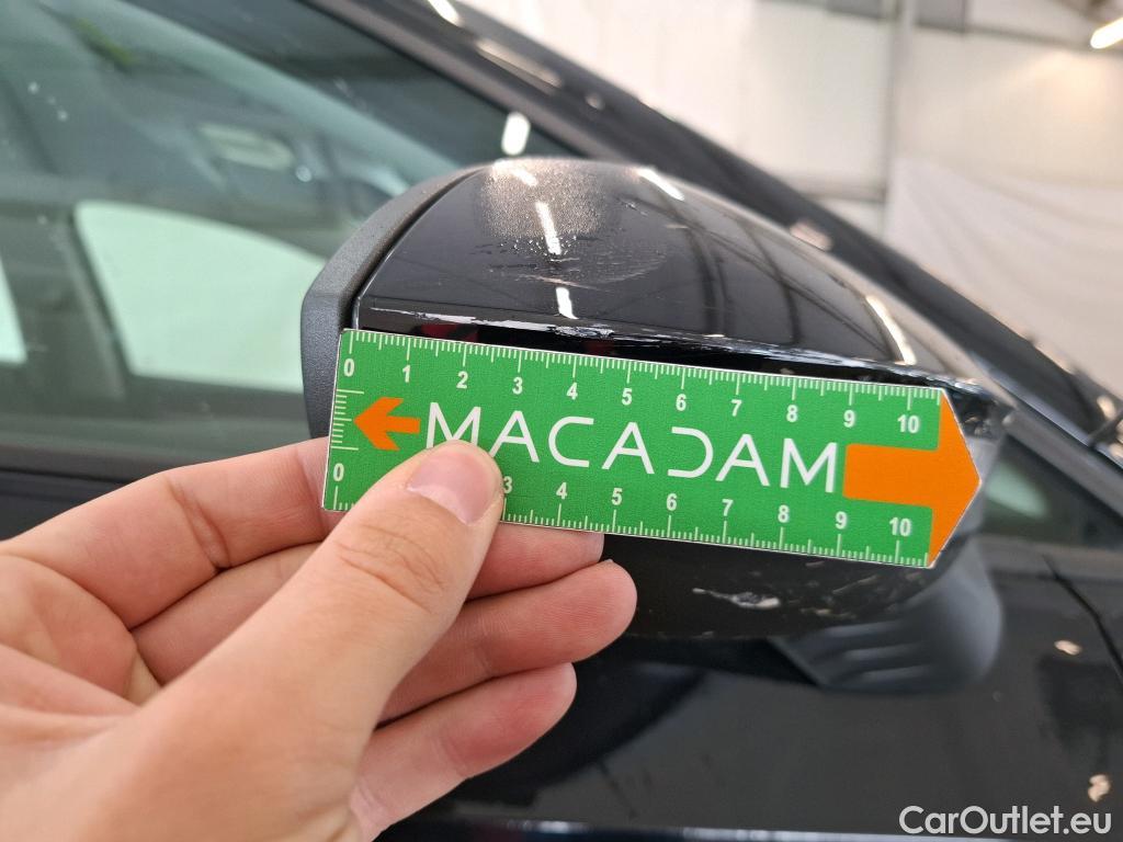  Volkswagen  Golf  VOLKSWAGEN / 2020 / 5P / Berline 2.0 TDI SCR 150 DSG7 Life Busi 1st #39