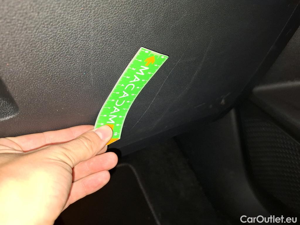  Volkswagen  Golf  VOLKSWAGEN / 2020 / 5P / Berline 2.0 TDI SCR 150 DSG7 Life Busi 1st #24