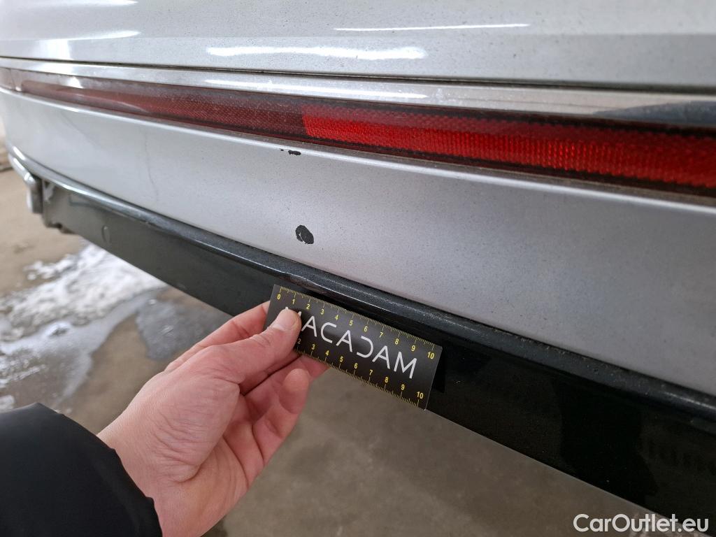  Volkswagen  Tiguan VOLKSWAGEN  / 2020 / 5P / SUV 2.0 TDI 150 DSG7 R-Line #5