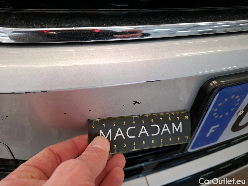  Volkswagen  Tiguan VOLKSWAGEN  / 2020 / 5P / SUV 2.0 TDI 150 DSG7 R-Line #9