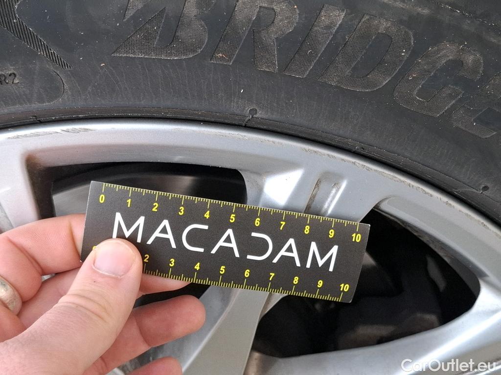  Audi  A4  Avant 30 TDI Business Line 2.0 TDI 135CV BVA7 E6d #25