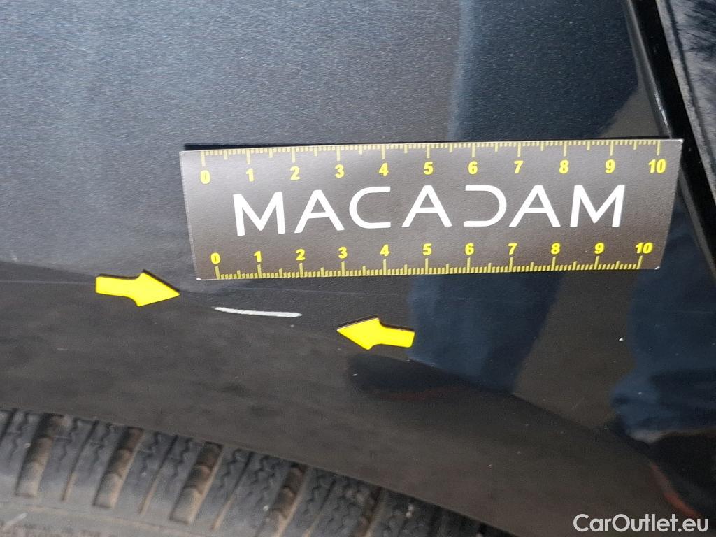  Bmw  Serie 2 BMW Série 2 Gran Coupé / 2019 / 4P / Berline 220D AUTO Business Design #29