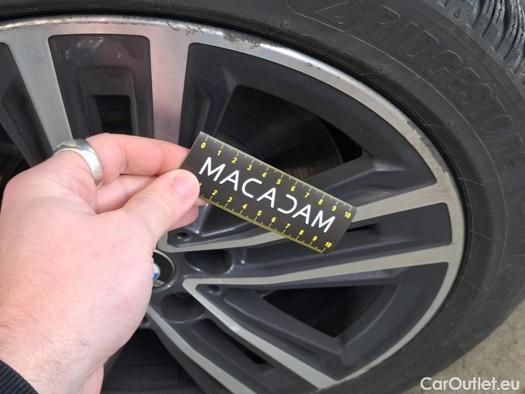  Bmw  Serie 2 BMW Série 2 Gran Coupé / 2019 / 4P / Berline 220D AUTO Business Design #14