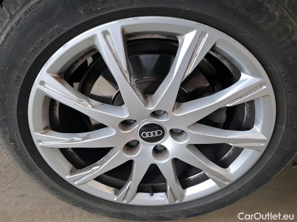  Audi  A4  Avant 30 TDI Business Line 2.0 TDI 135CV BVA7 E6d #24