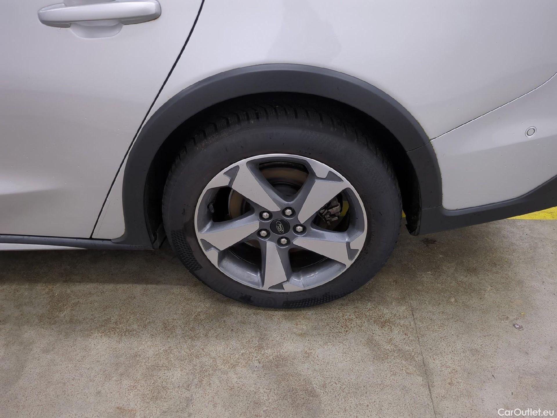  Ford  Focus FORD  SW / 2018 / 5P / Break SW-1.0 EcoBoost 125 mHEV Active Business #6