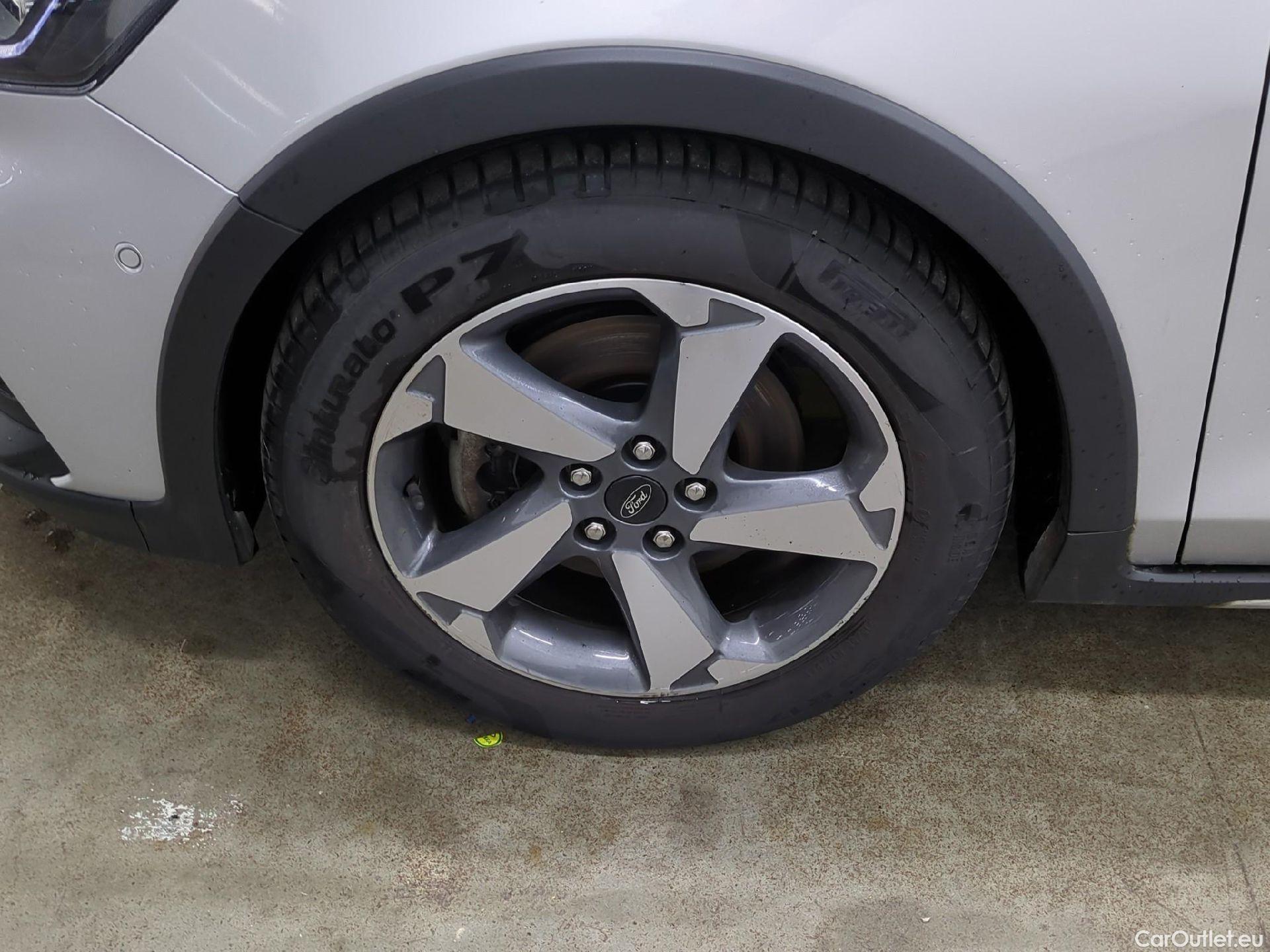  Ford  Focus FORD  SW / 2018 / 5P / Break SW-1.0 EcoBoost 125 mHEV Active Business #2