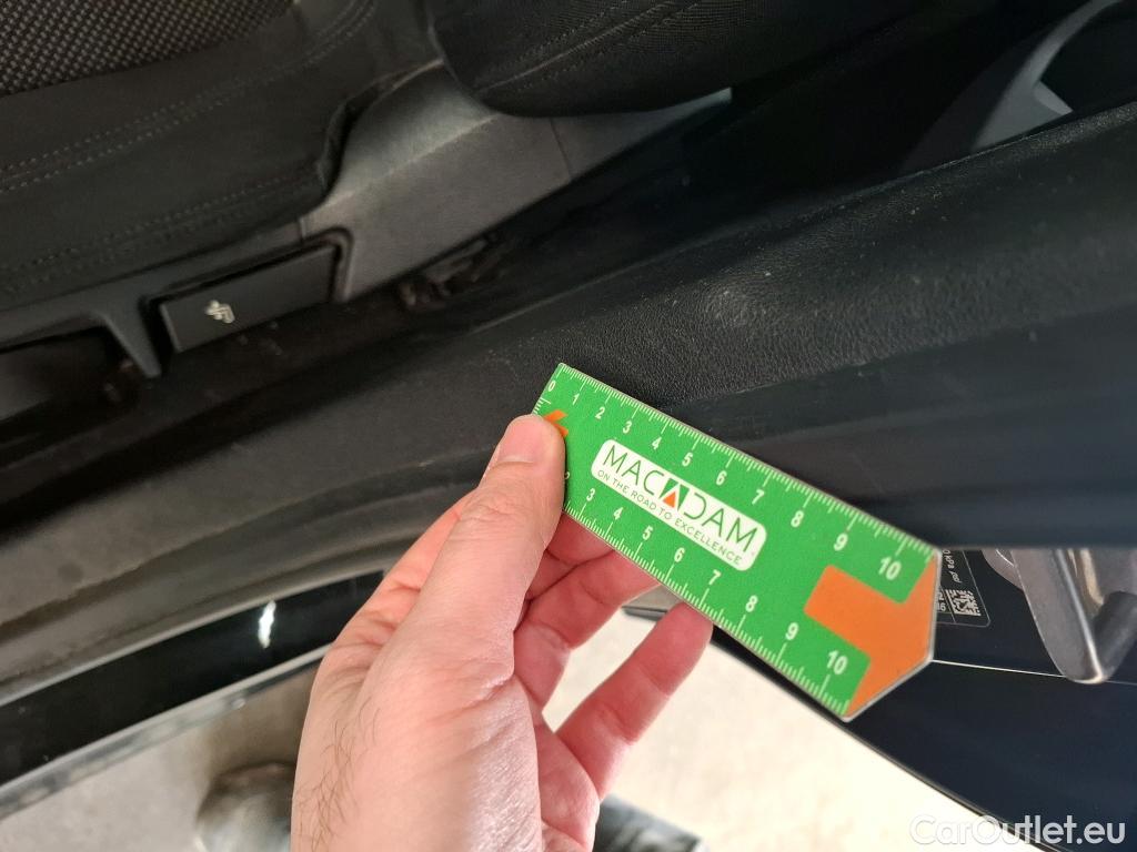  Bmw  Serie 3 Série 3 Berline 316 d Lounge 2.0 120CV BVA8 E6d #14