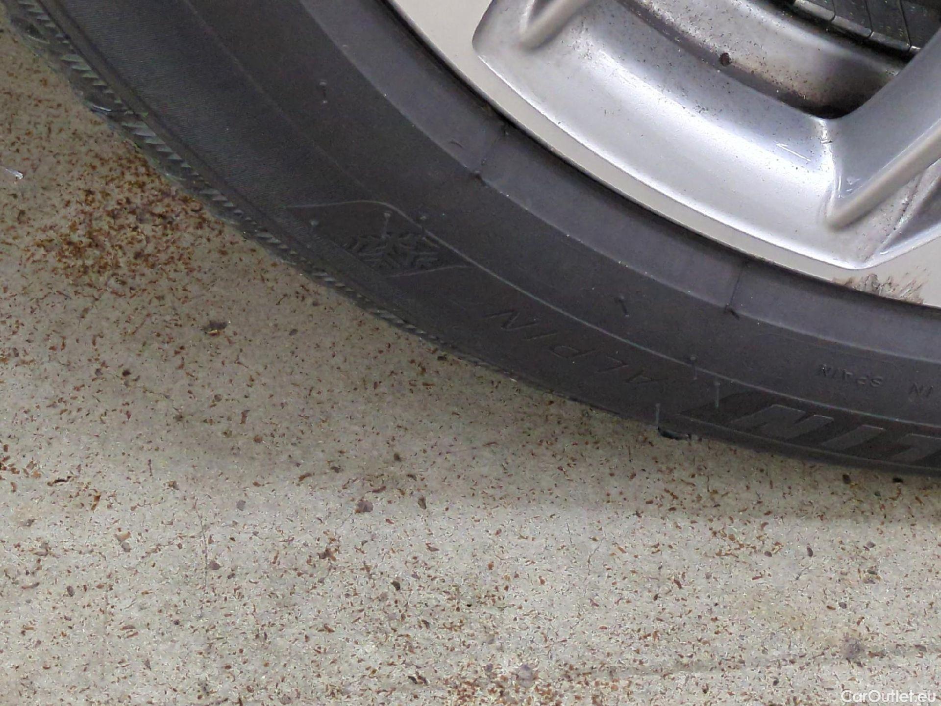  Bmw  X1 Série  xDrive18d Lounge 2.0 150CV BVA8 E6d #1