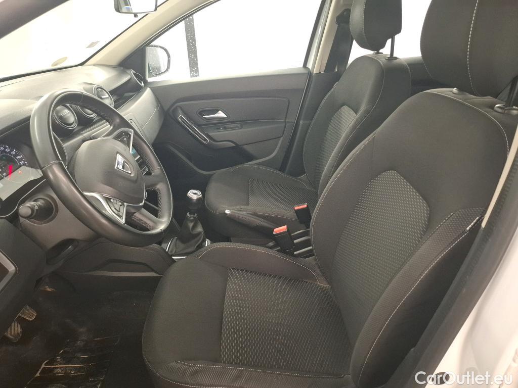  Dacia  Duster DACIA  / 2017 / 5P / SUV Confort Blue dCi 115 4x4 2019 #11