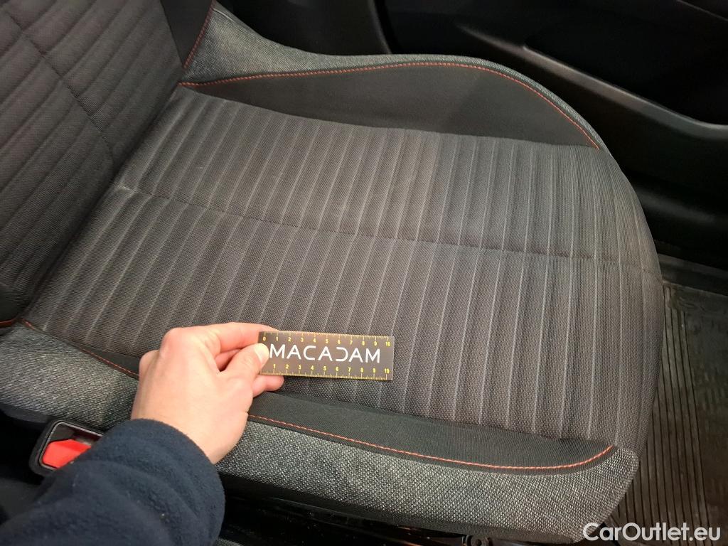  Peugeot  208  Active Pack 1.5 HDi 100CV BVM6 E6d #31