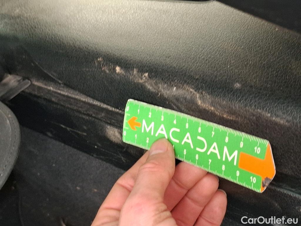  Mercedes  CLA-Klasse MERCEDES-BENZ CLA Shooting Brake / 2019 / 5P / Break CLA 200 d Business Line BA8 #40