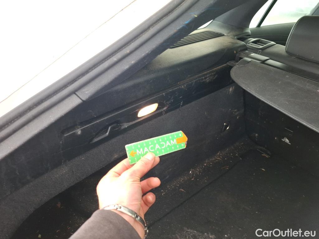  Mercedes  CLA-Klasse MERCEDES-BENZ CLA Shooting Brake / 2019 / 5P / Break CLA 200 d Business Line BA8 #41