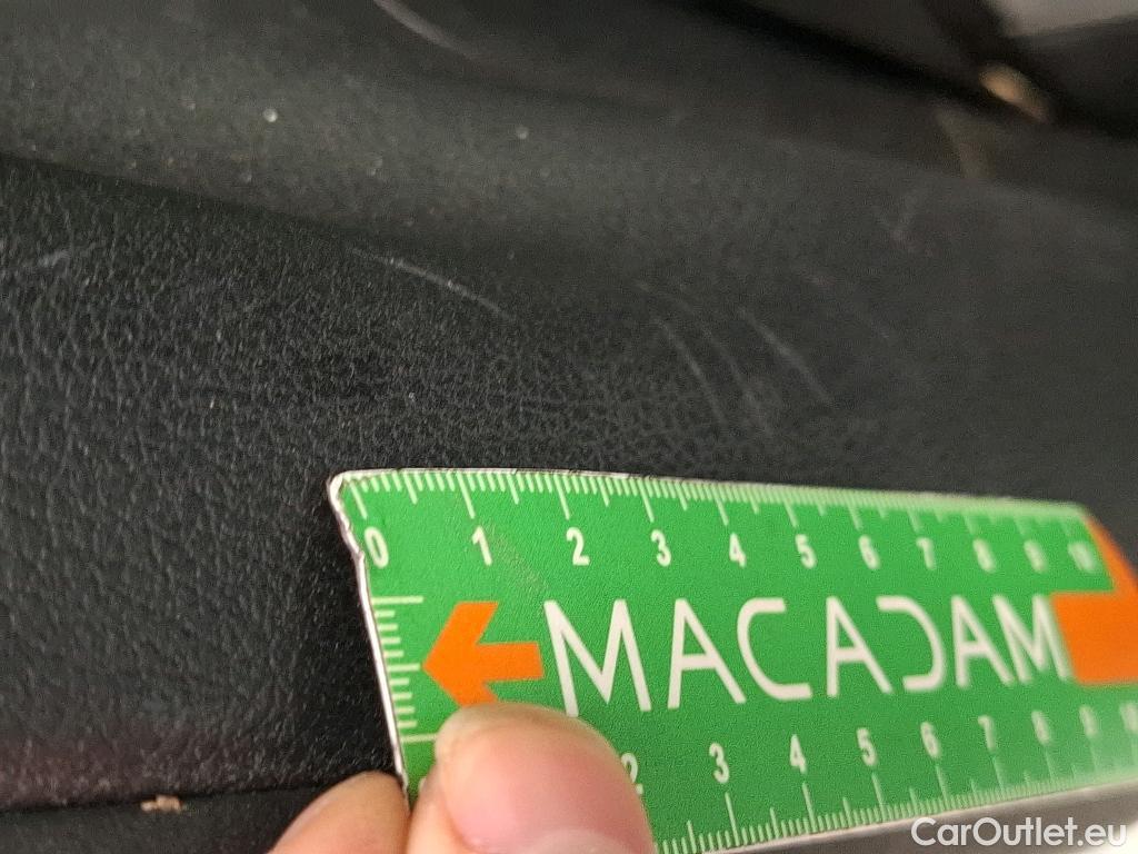  Mercedes  CLA-Klasse MERCEDES-BENZ CLA Shooting Brake / 2019 / 5P / Break CLA 200 d Business Line BA8 #28