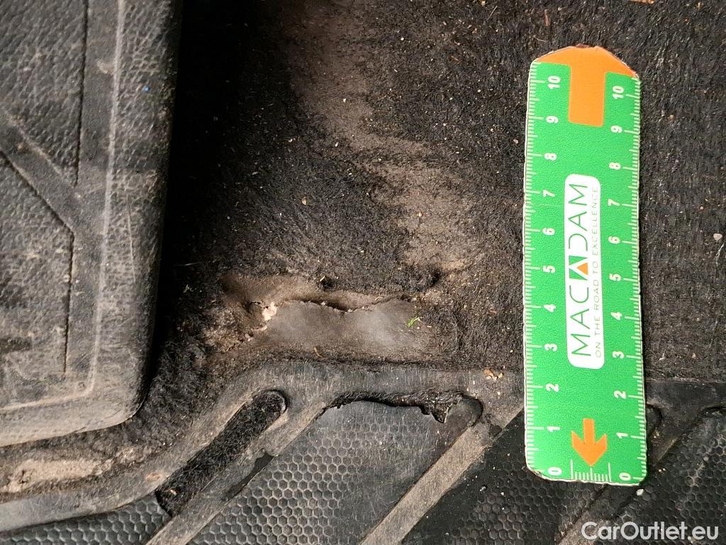  Peugeot  3008  II Active Pack 1.5 HDi 130CV BVM6 E6d #13