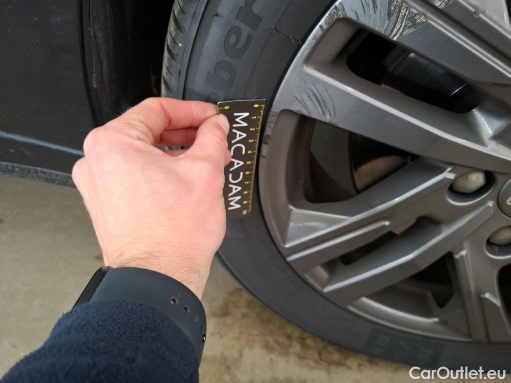  Peugeot  208  Active Pack 1.5 HDi 100CV BVM6 E6d #18