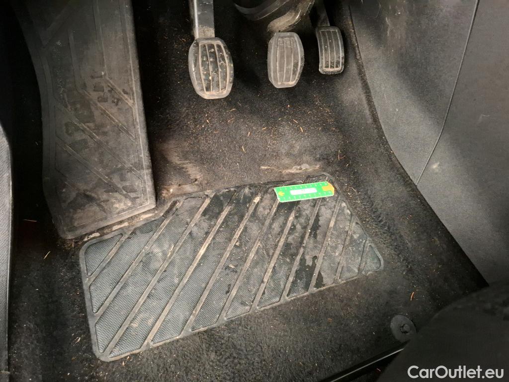  Peugeot  3008  II Active Pack 1.5 HDi 130CV BVM6 E6d #10