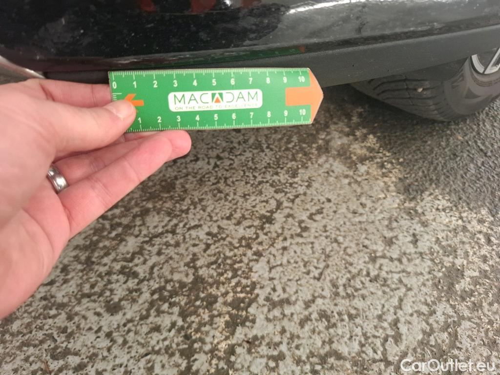  Mercedes  GLA MERCEDES-BENZ  / 2020 / 5P / SUV 2.0  200 D BUSINESS LINE DCT #3