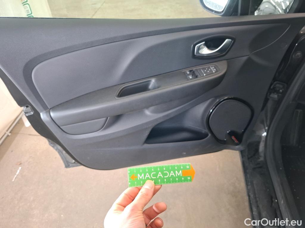  Renault  Clio  IV Business 1.5 dCi 90CV BVM5 E6 #9