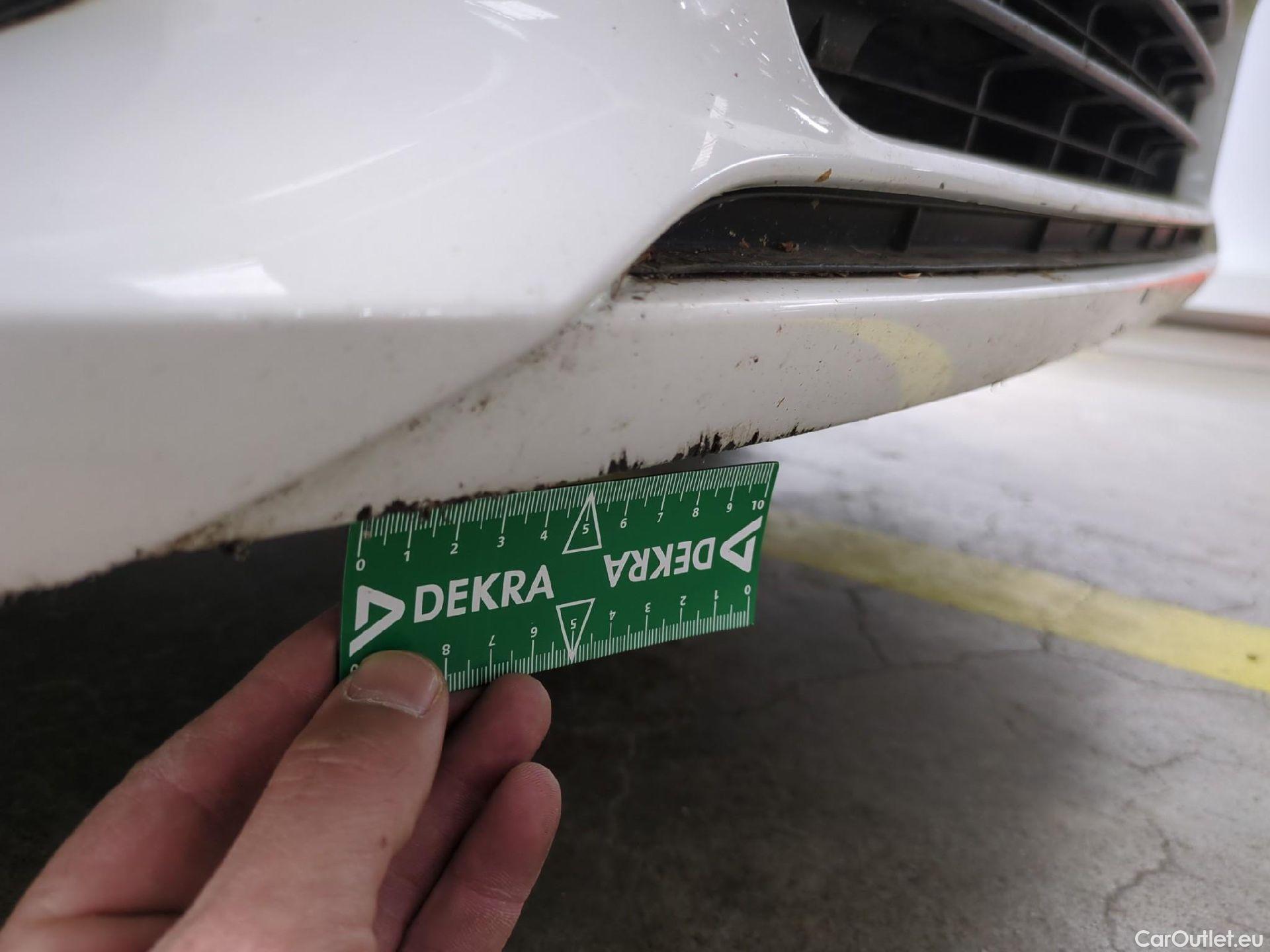  Peugeot  308  Allure 1.5 HDi 130CV BVM6 E6d #17