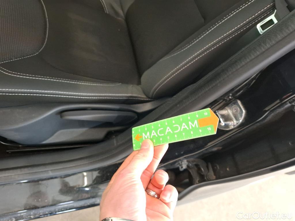  Renault  Clio  IV Business 1.5 dCi 90CV BVM5 E6 #7