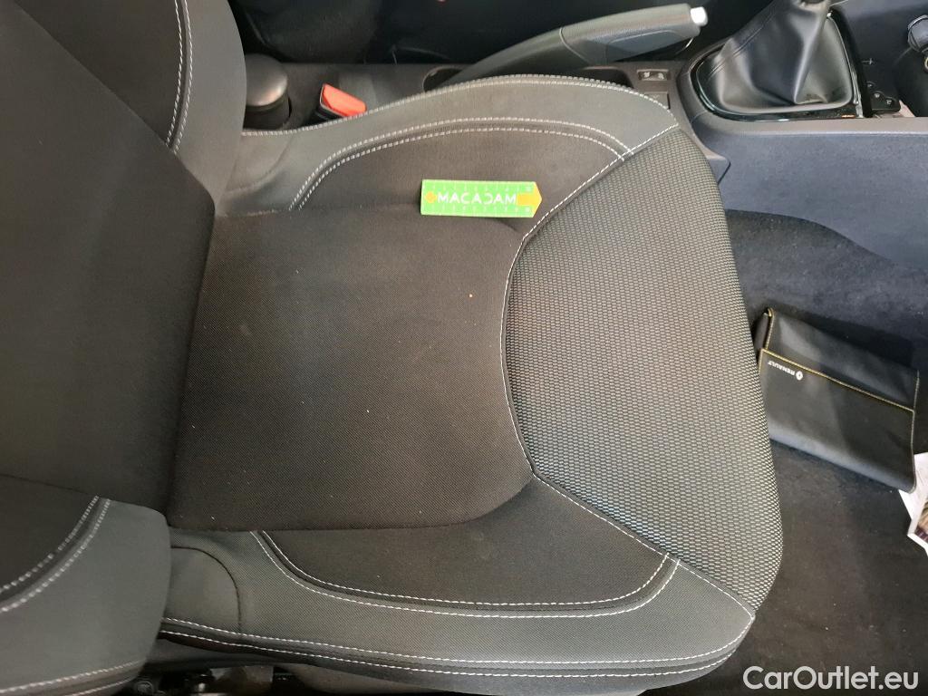  Renault  Clio  IV Business 1.5 dCi 90CV BVM5 E6 #19