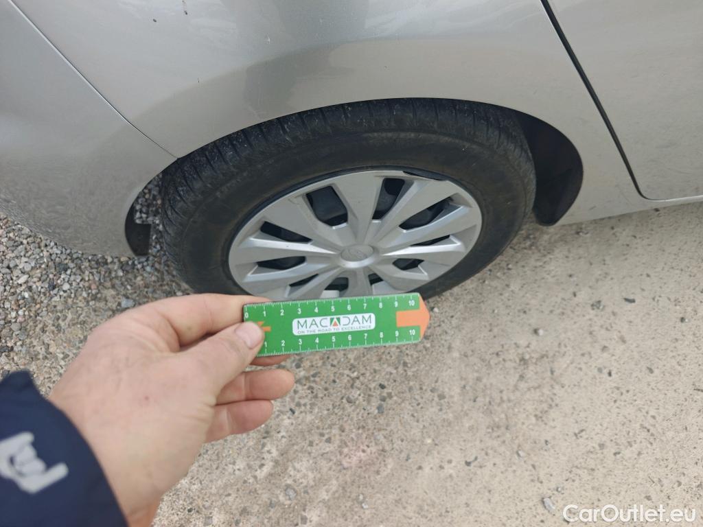  Ford  Fiesta FORD  / 2021 / 5P / berlina con portón 1.1 IT-VCT 55kW (75CV) Trend 5p #9