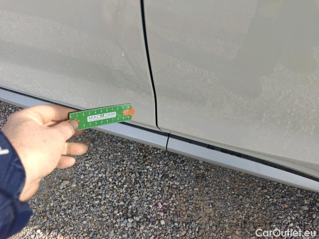  Bmw  X4 BMW  / 2018 / 5P / todoterreno xDrive20d #2