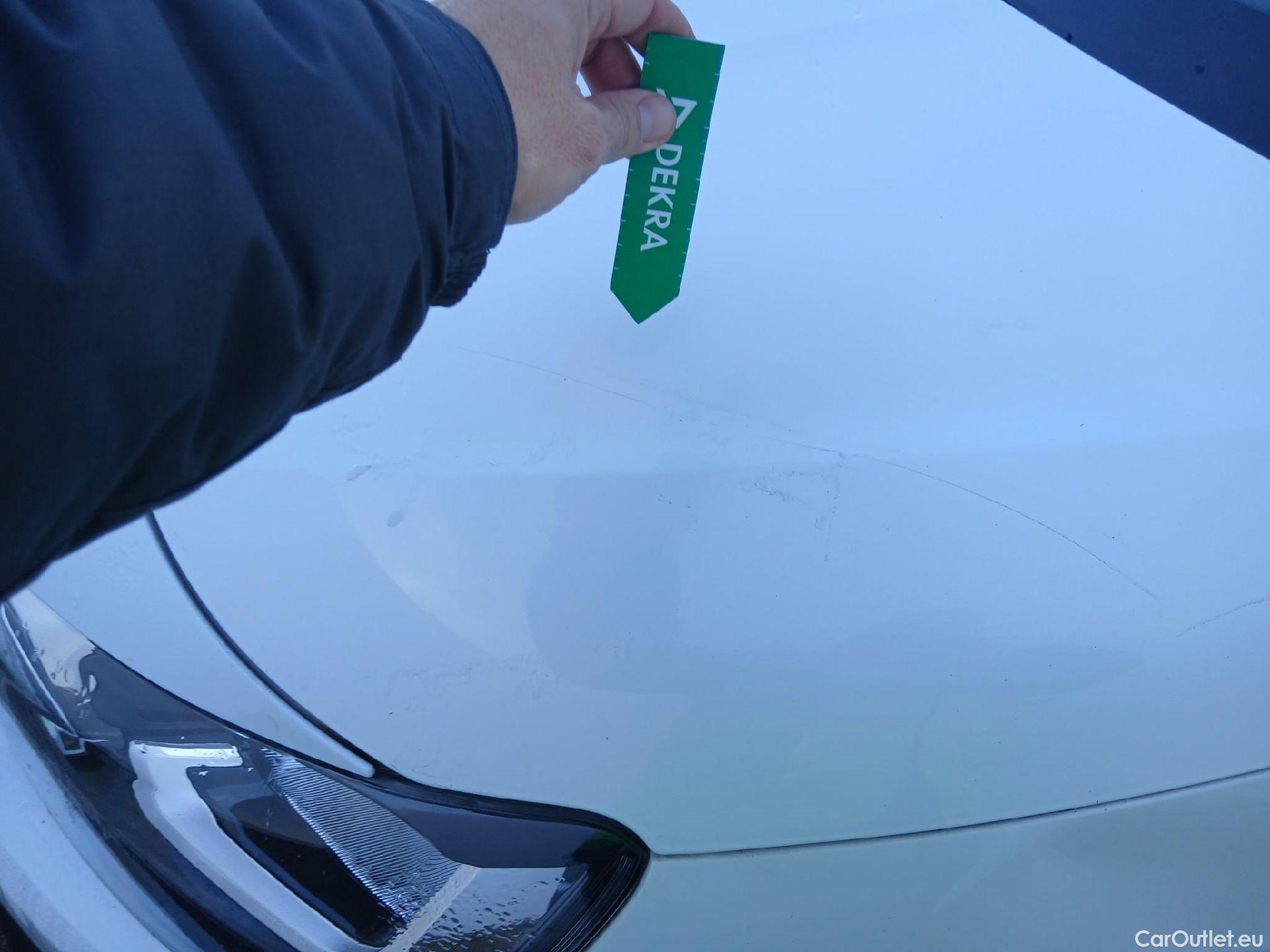  Citroen  Berlingo CITROEN  / 2018 / 4P / combi Talla M BlueHDi 100 S&S LIVE (IND) #8