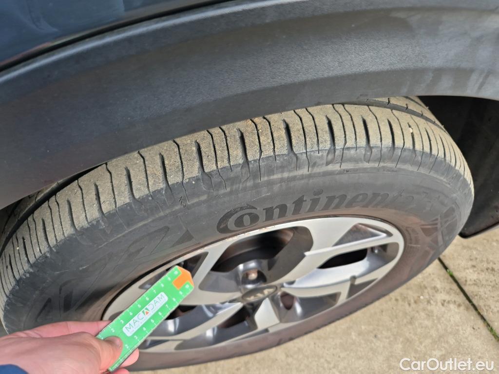  KIA  Sportage KIA  / 2018 / 5P / todoterreno 1.6 MHEV Business 100kW (136CV) 4x2 #4