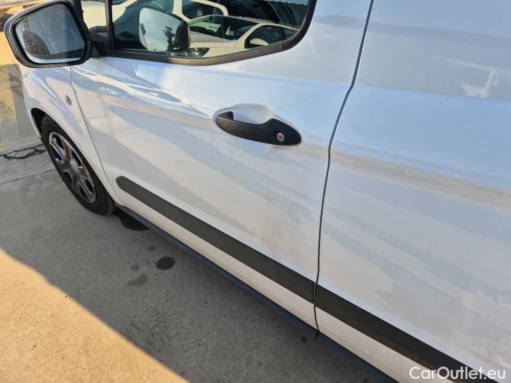  Ford  Transit  Courier Trend 1.5 TDCi 100CV MT6 E6d #23