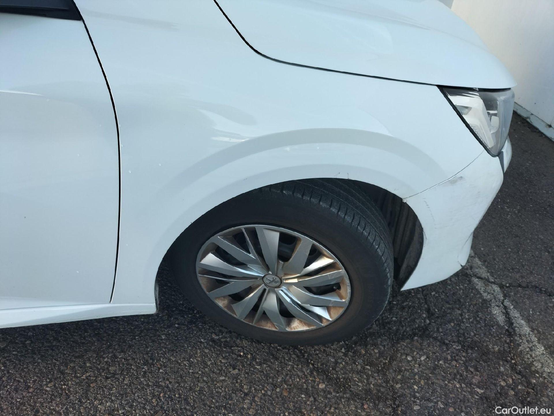  Peugeot  208  Like 1.2 Puretech 75CV MT5 E6d #23