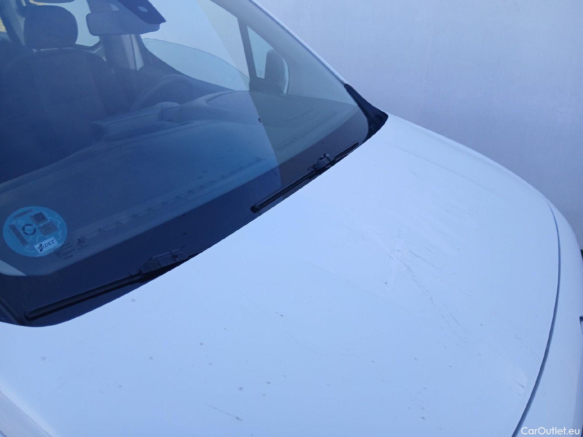  Citroen  Berlingo CITROEN  / 2018 / 4P / combi Talla M BlueHDi 100 S&S LIVE (IND) #7