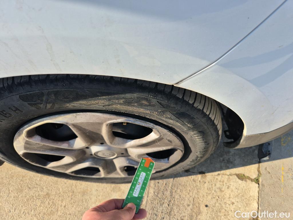  Ford  Transit  Courier Trend 1.5 TDCi 100CV MT6 E6d #18