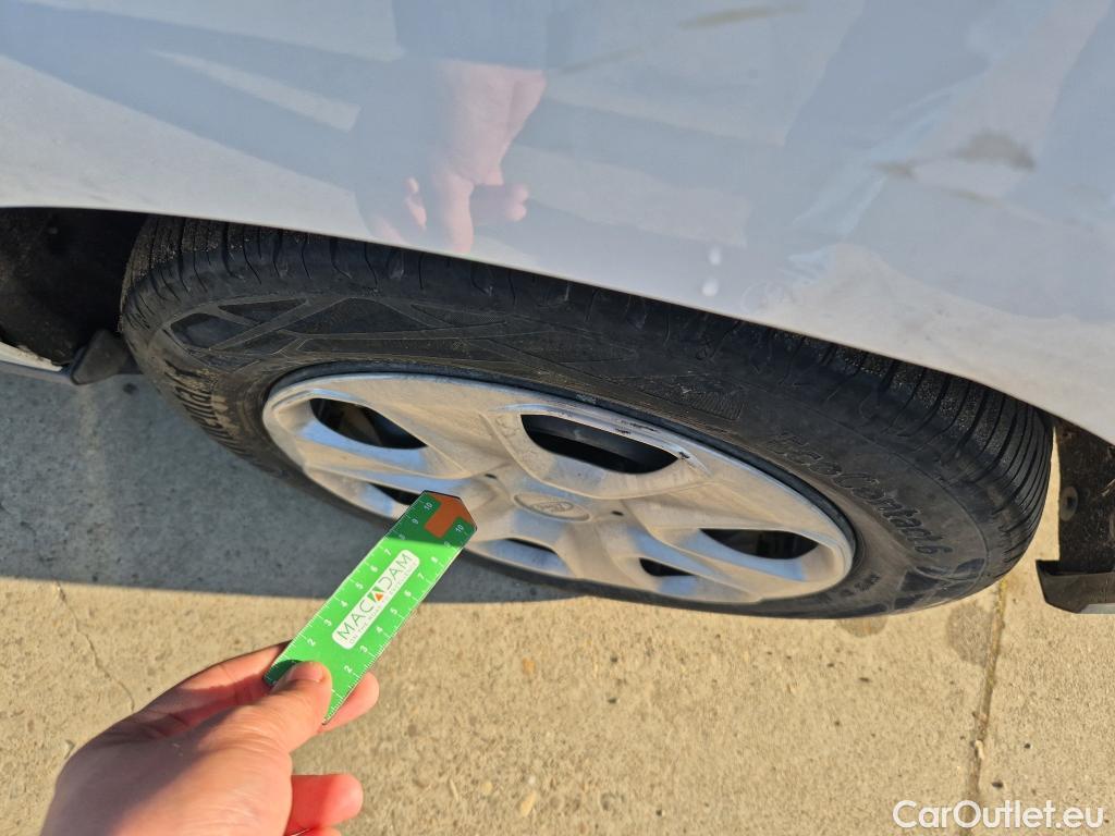  Ford  Transit  Courier Trend 1.5 TDCi 100CV MT6 E6d #13