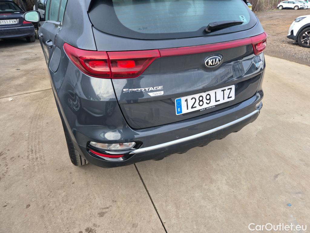  KIA  Sportage KIA  / 2018 / 5P / todoterreno 1.6 MHEV Business 100kW (136CV) 4x2 #28