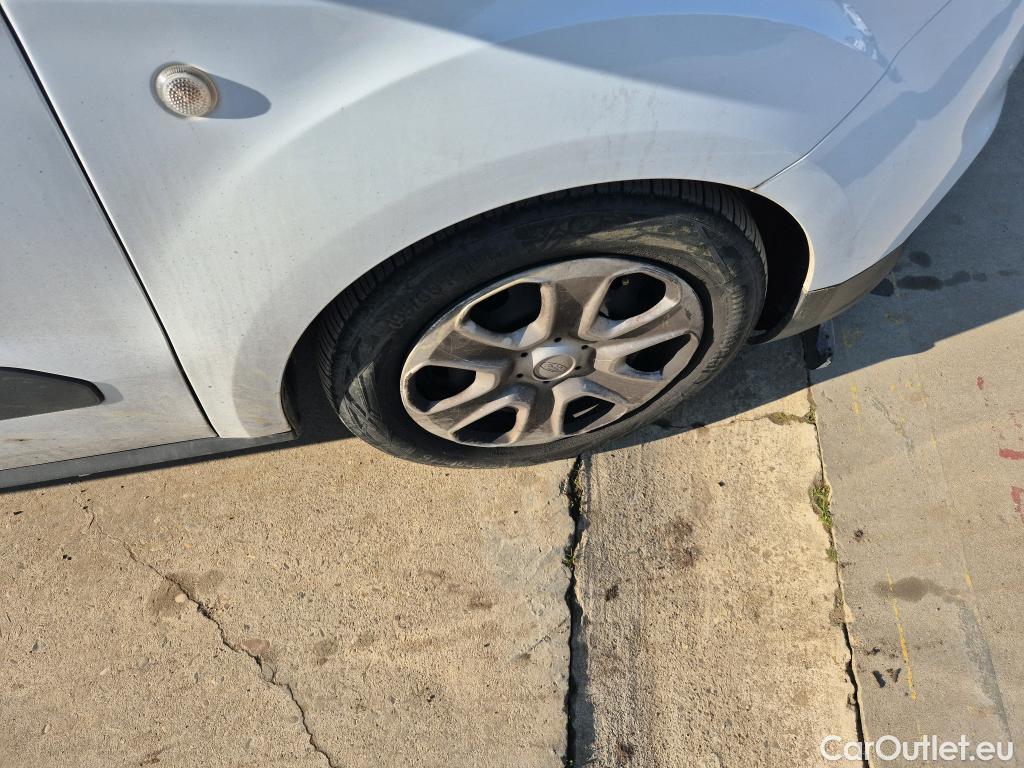  Ford  Transit  Courier Trend 1.5 TDCi 100CV MT6 E6d #17