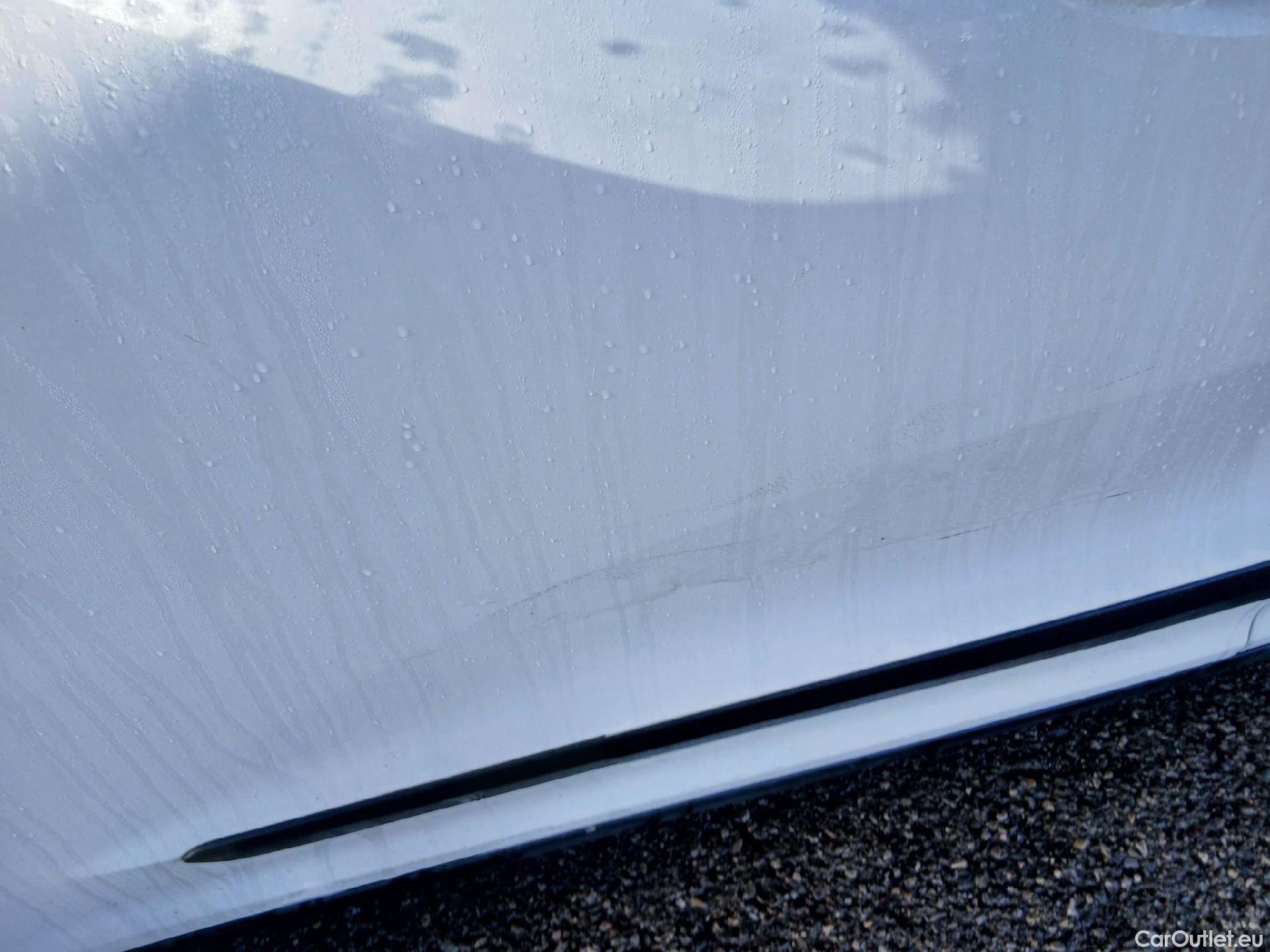  KIA  Niro KIA  / 2019 / 5P / crossover 1.6 GDi HEV 104kW (141CV) Drive #10