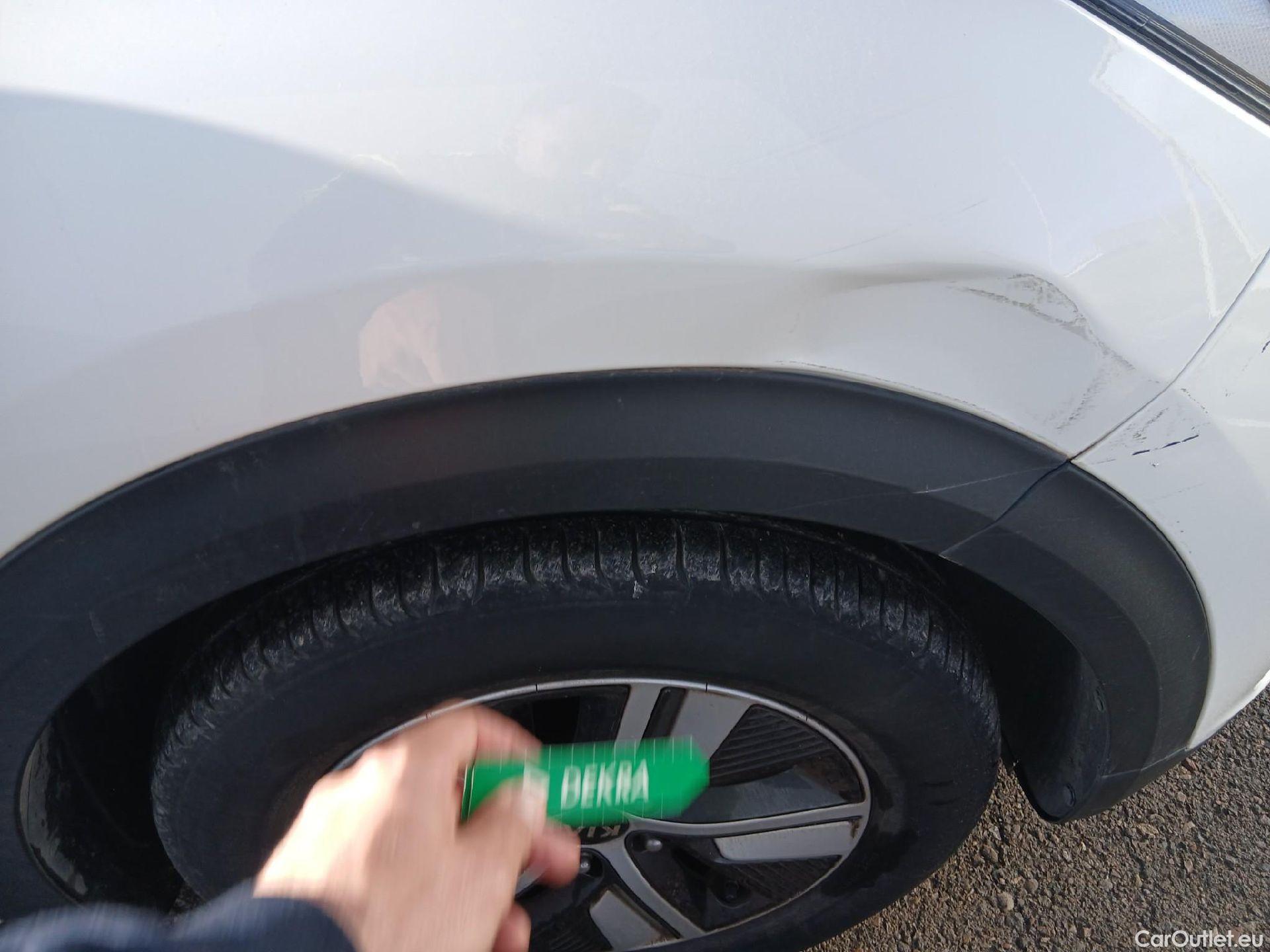  KIA  Niro KIA  / 2019 / 5P / crossover 1.6 GDi HEV 104kW (141CV) Drive #23