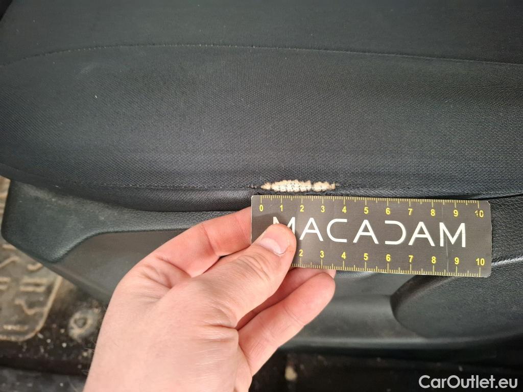  Opel  Combo OPEL  / 2018 / 4P / Fourgonnette 1.5 diesel 100chL1H1/stand CARGO PACK C #28