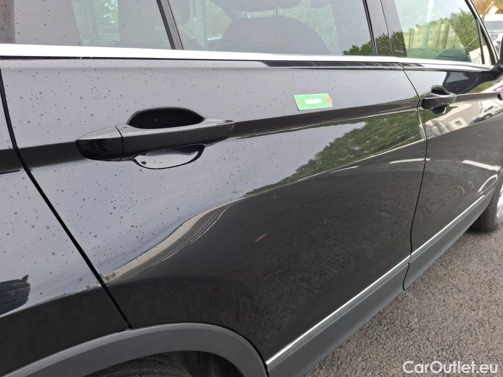  Volkswagen  Tiguan VOLKSWAGEN  / 2020 / 5P / SUV 2.0 TDI 150 DSG7 Elegance #5