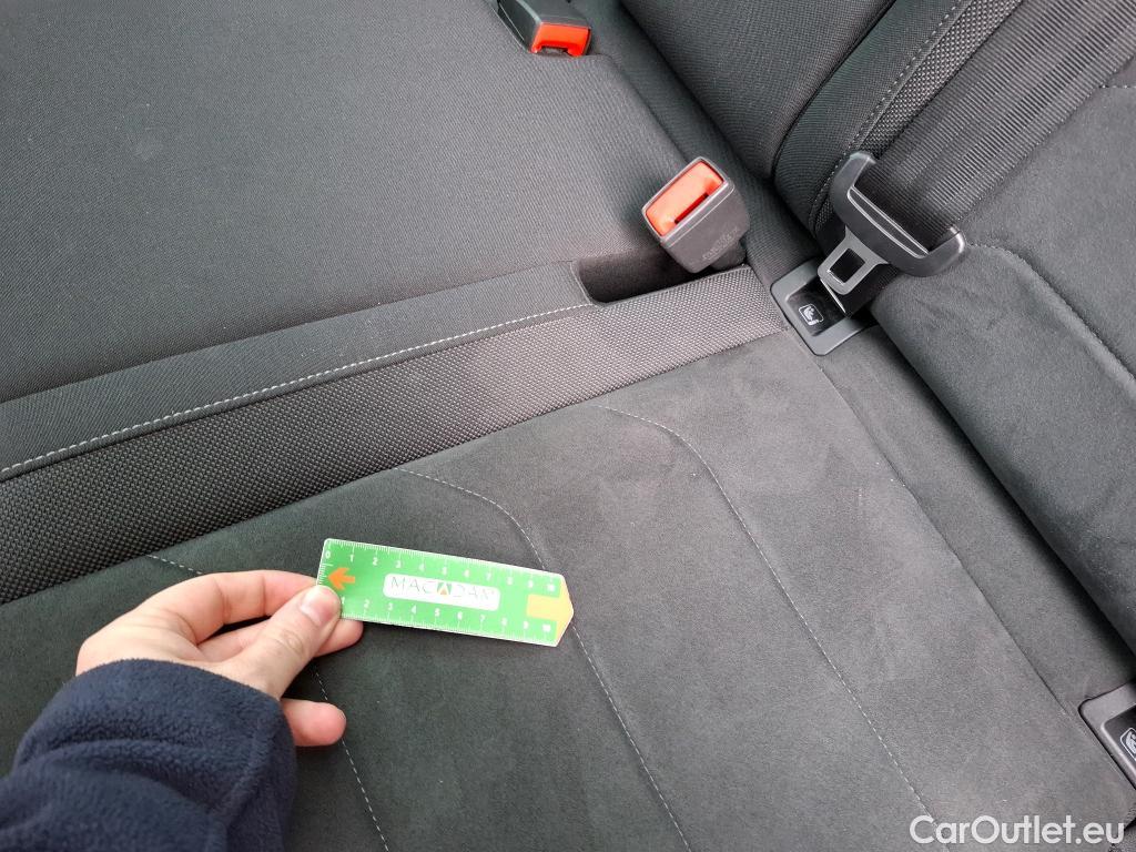  Volkswagen  Tiguan VOLKSWAGEN  / 2020 / 5P / SUV 2.0 TDI 150 DSG7 Elegance #18