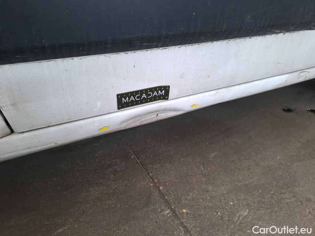  Opel  Combo OPEL  / 2018 / 4P / Fourgonnette 1.5 diesel 100chL1H1/stand CARGO PACK C #3