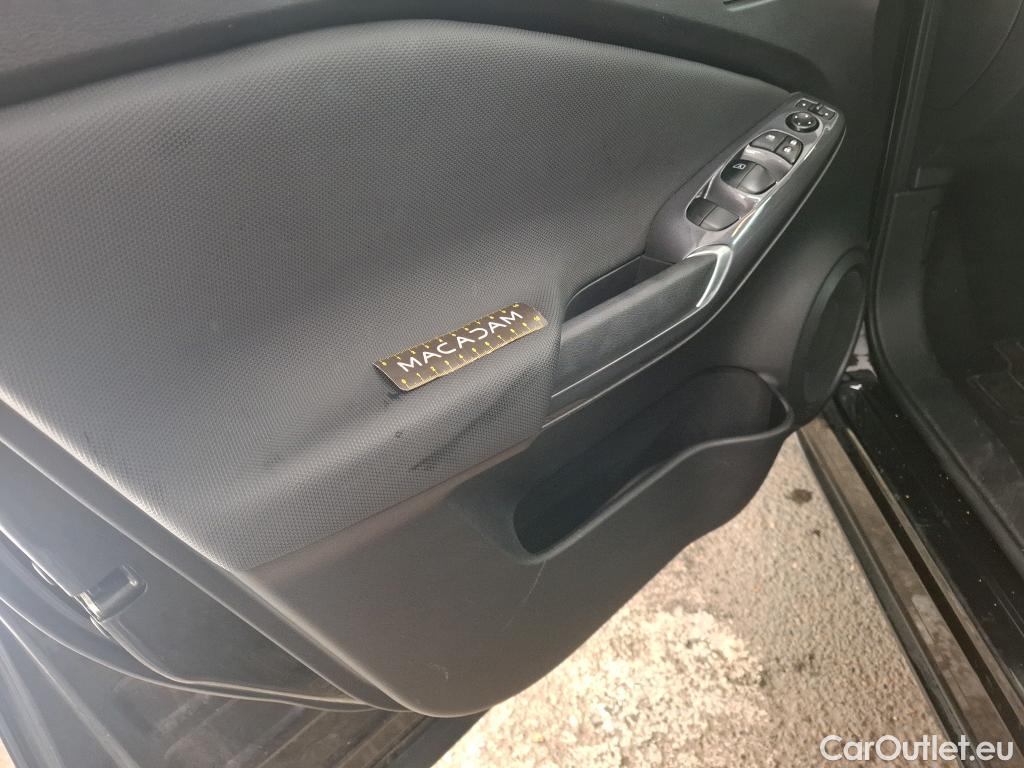  Nissan  Juke NISSAN  / 2019 / 5P / Crossover DIG-T 114 BVM6 Acenta #18